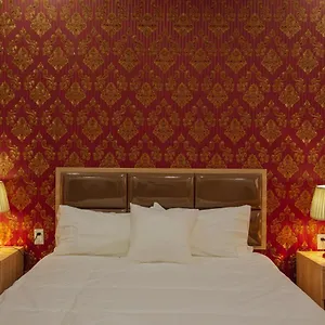 Aparthotel July
