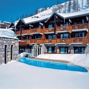 https://residence-spa-les-chalets-de-solaise-val-disere.hotels-rhonealpes.com