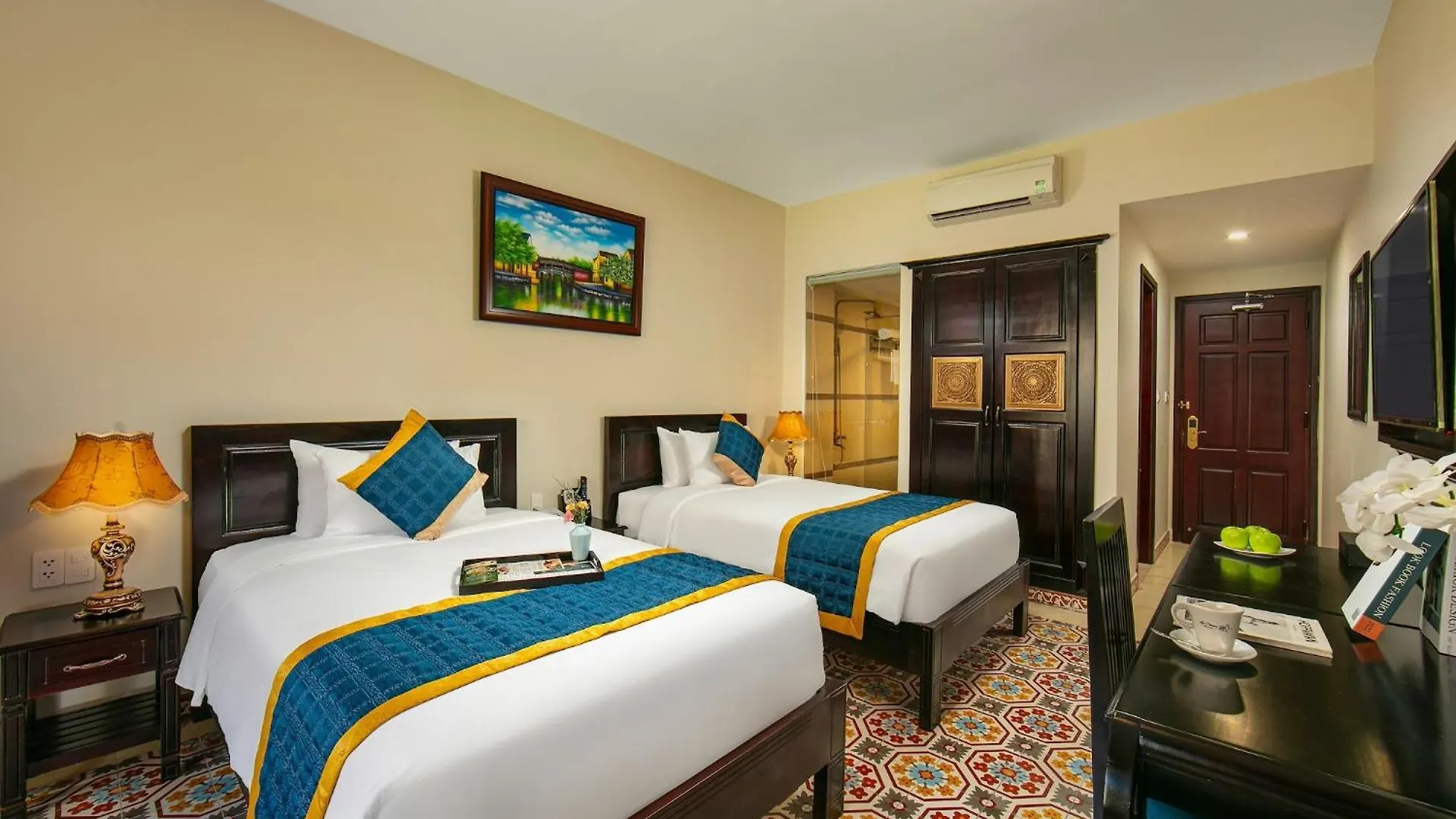 La Charm Hoi An Hotel & Spa 4*,